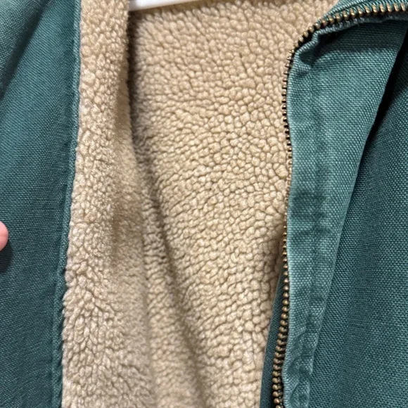 Men’s size L vintage Woolrich hunter green Sherpa lined barn coat with zipper - Picture 5 of 6